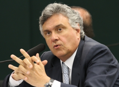 Caiado, do DEM - Em outras palavras, ele diz que o partido caiu na real