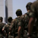 Exército faz leilão de veículos por mais verba