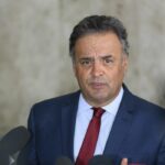 Ofuscado, Aécio emplaca dois candidatos ao Governo de MG