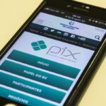 Maioria dos golpes online via Pix acontece entre 15h às 21h