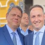 Tarcísio lidera pesquisas, mas depende de aliados como o ex-secretário Derrite