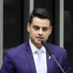 Yury do Paredão repassou R$ 10 mi para cidade que teve prefeito cassado