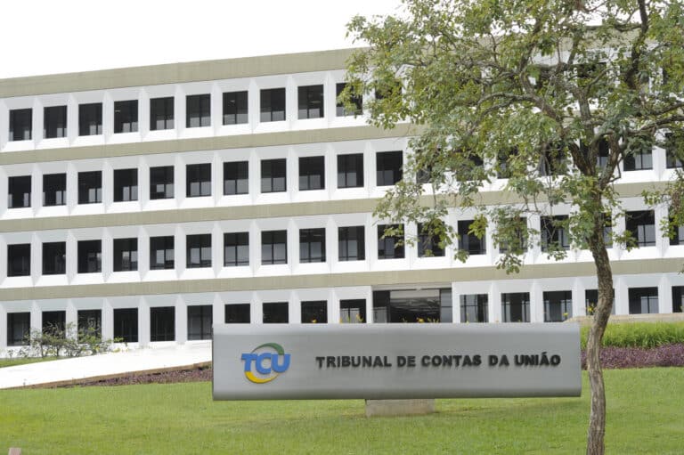 Mulheres ocupam 14,6% dos cargos de conselheiros e ministros de Tribunais de Contas