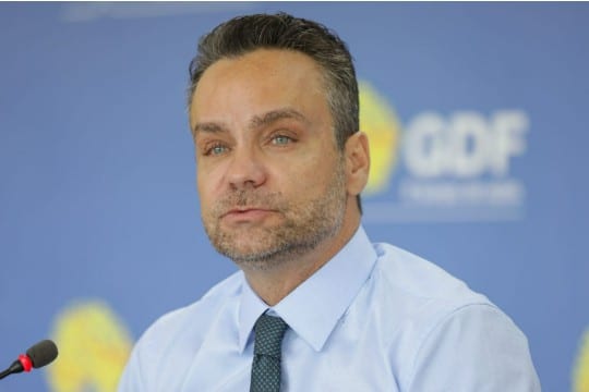 Vice de Celina se aproximou de Moraes e salvou Ibaneis