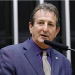 Deputado propõe fim da propaganda de derivados de petróleo