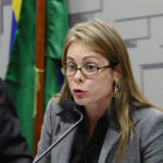 Diretora de companhia de Gás segue Caiado em agenda