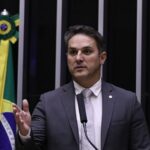 Zucco sonhava ser paquito, mas pode terminar governador no RS